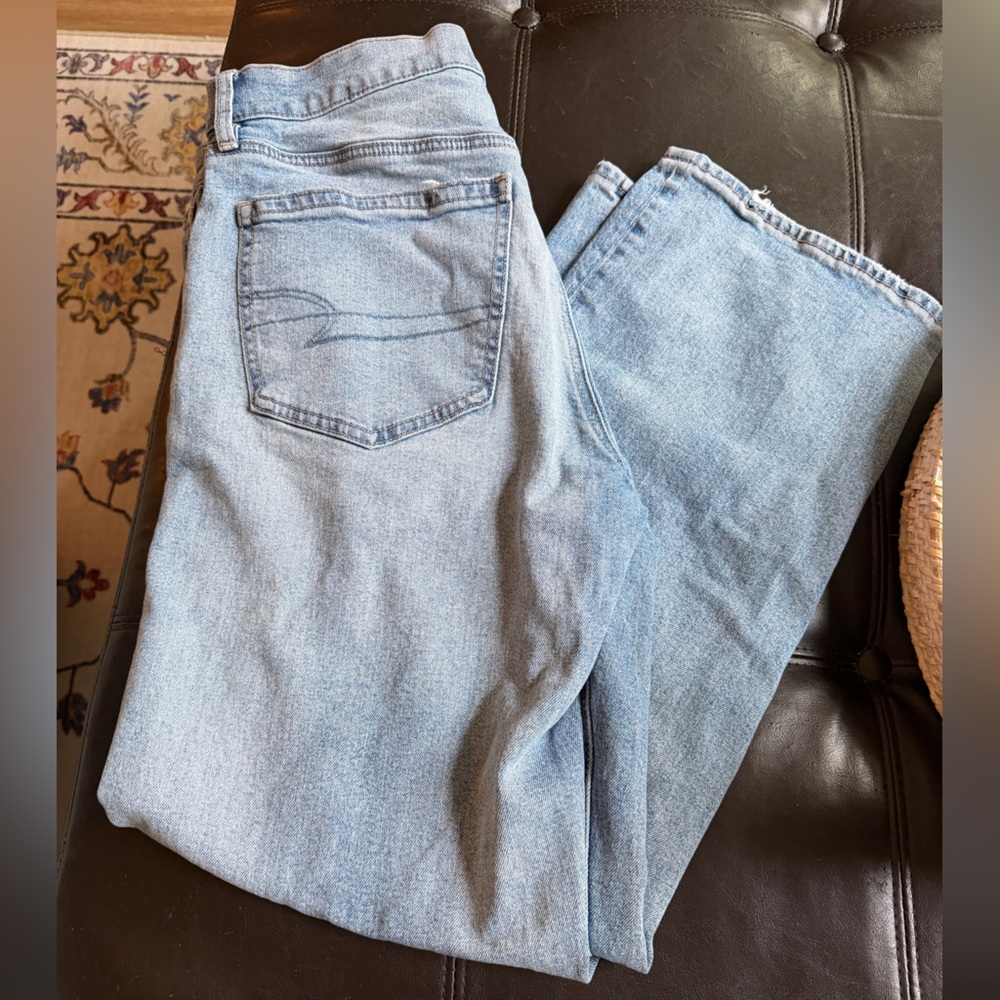 American Eagle Outfitters Light Wash High-Rise Jeans